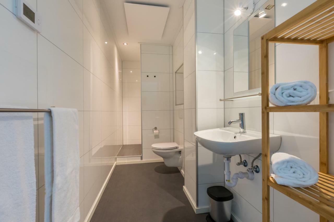Welcome In - Vakantiehuis 6 En 12 Personen, Vroondijk In 弗劳温普尔德 外观 照片