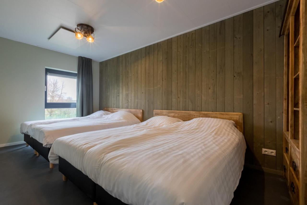 Welcome In - Vakantiehuis 6 En 12 Personen, Vroondijk In 弗劳温普尔德 外观 照片
